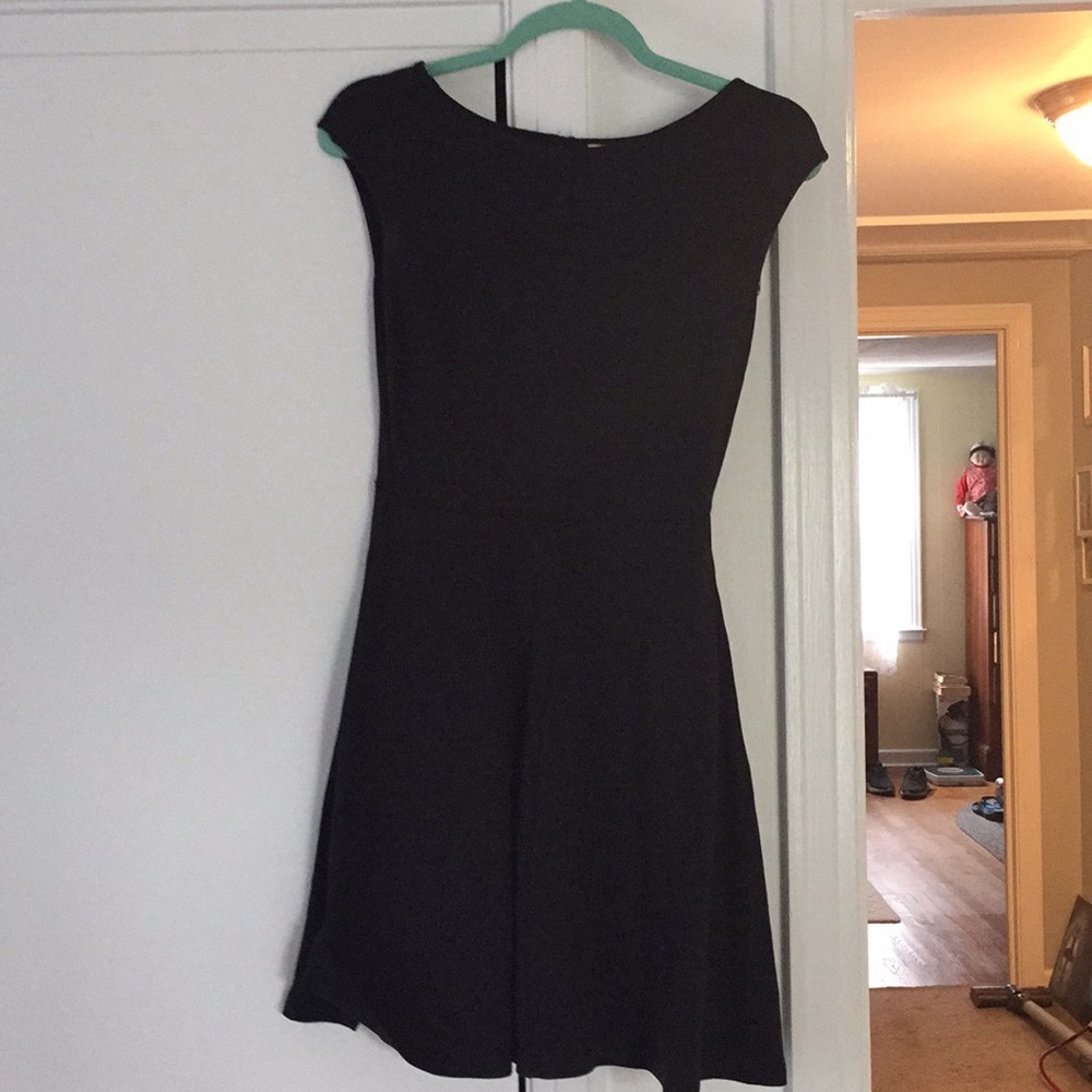 Black dress with pockets from New York and Company